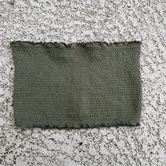 PINK Victoria's Secret Army Green Smocked Tube Top Casual Basic Size Medium - Picture 2 of 10